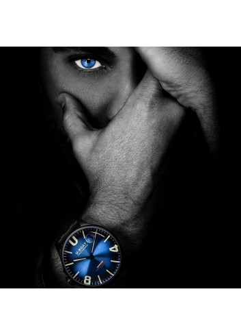 reloj u-boat darkmoon azul, caja negra IPB